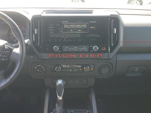 Used 2025 Nissan Frontier PRO-4X w/ Interior Protection Package AWD/4WD image 21