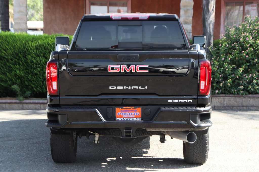 Used 2022 GMC Sierra 3500 Denali AWD/4WD image 8