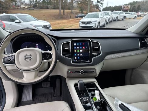 Certified 2023 Volvo XC90 B6 Plus w/ Protection Package image 15