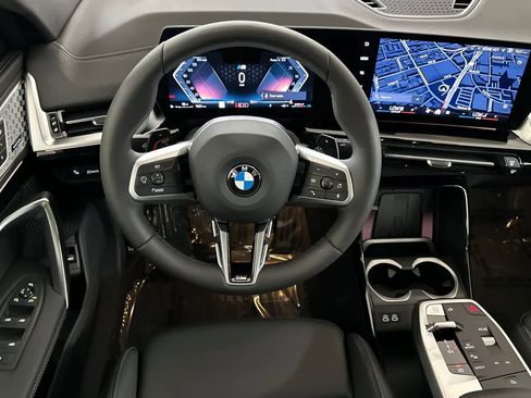 Used 2025 BMW X2 xDrive28i w/ M Sport Package image 14