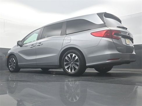 Certified 2024 Honda Odyssey EX-L image 30