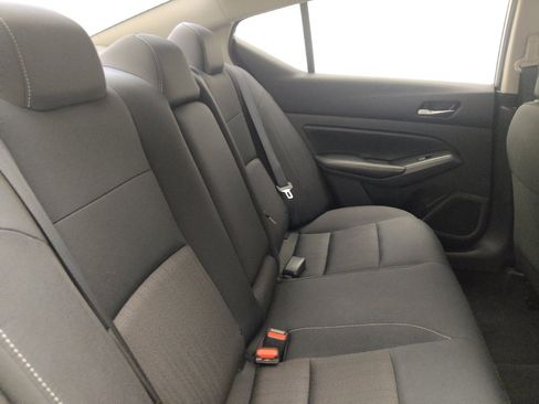Used 2022 Nissan Altima 2.5 SV FWD image 19