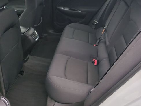 Used 2023 Chevrolet Malibu LT image 17