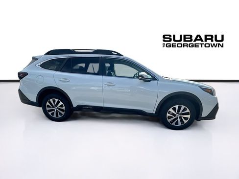 Used 2022 Subaru Outback Premium AWD/4WD image 8