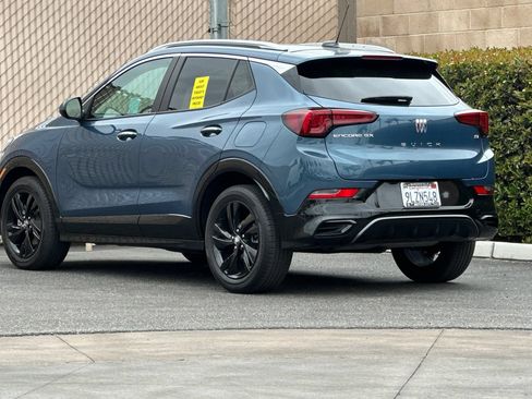Certified 2024 Buick Encore GX Sport Touring FWD image 6