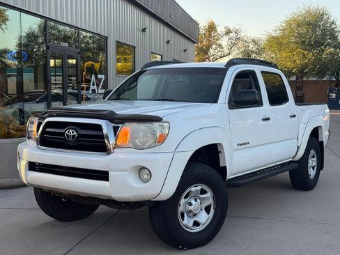 Used 2006 Toyota Tacoma PreRunner RWD image 1