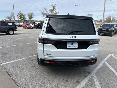 New 2026 Jeep Grand Wagoneer L Summit image 28