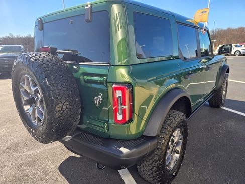 Used 2025 Ford Bronco Badlands image 5