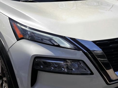 Used 2023 Nissan Rogue SL AWD/4WD image 8