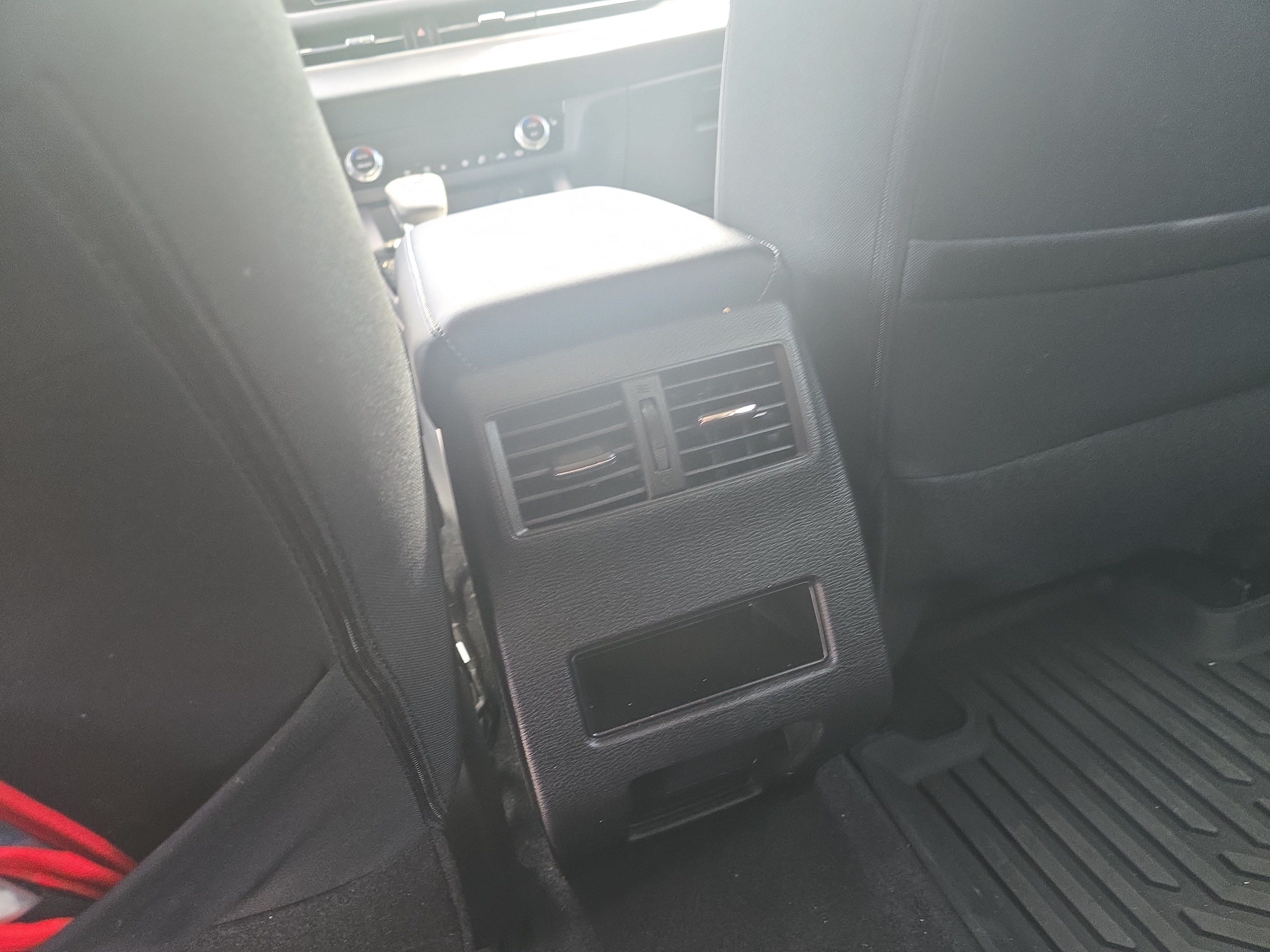 Used 2025 Mitsubishi Outlander ES AWD/4WD image 21