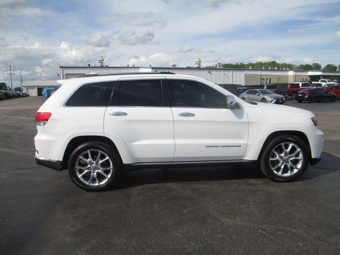 Used 2014 Jeep Grand Cherokee Summit AWD/4WD image 4