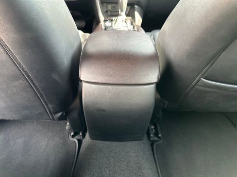Used 2018 MAZDA MAZDA3 Touring FWD image 23
