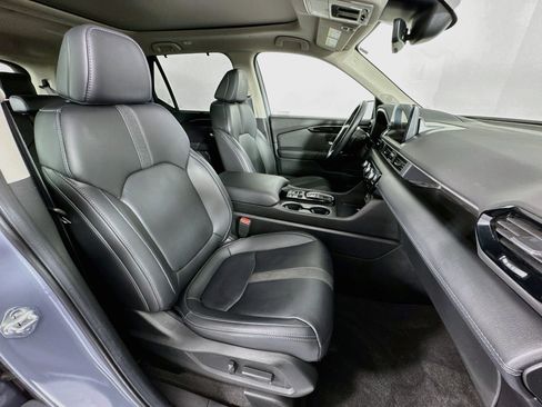 Certified 2024 Honda Pilot Touring image 31