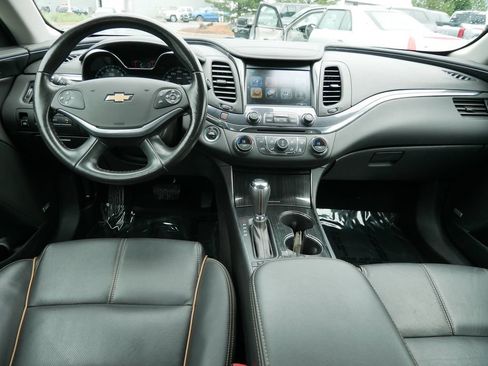 Used 2019 Chevrolet Impala Premier FWD image 14