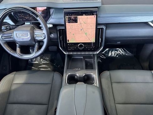 Used 2024 GMC Acadia AT4 w/ Super Cruise Package image 15