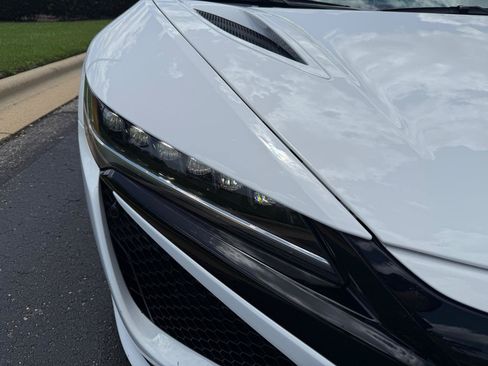 Used 2019 Acura NSX AWD/4WD image 12