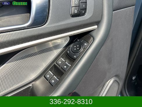 Used 2025 Ford Explorer ST RWD image 11