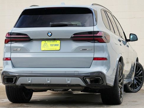 Used 2024 BMW X5 sDrive40i w/ M Sport Package RWD image 5