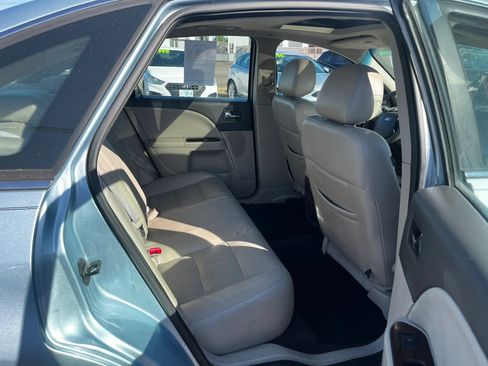 Used 2009 Ford Taurus Limited FWD image 15