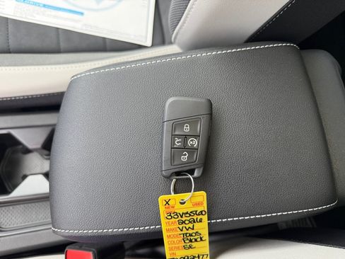 New 2026 Volkswagen Taos SE AWD/4WD image 34