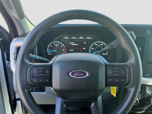 Used 2023 Ford F350 XL AWD/4WD image 11