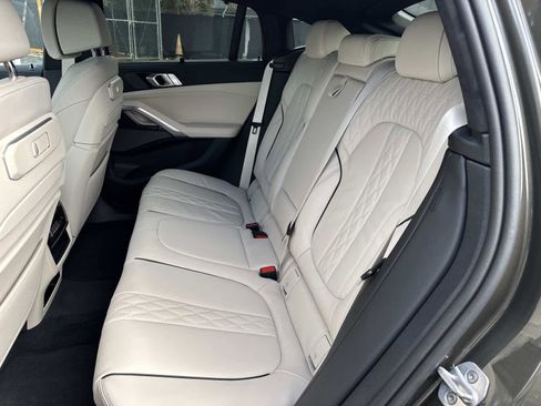 New 2026 BMW X6 xDrive40i w/ Executive Package image 14
