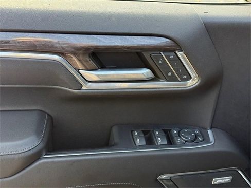 Used 2022 Chevrolet Silverado 1500 LTZ image 16