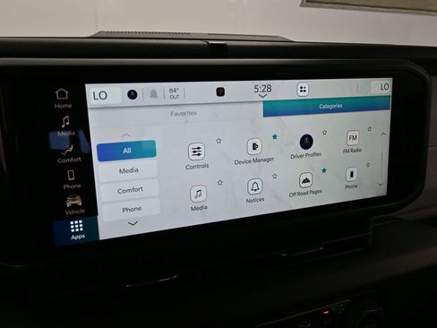 Used 2024 Jeep Gladiator Sport image 19