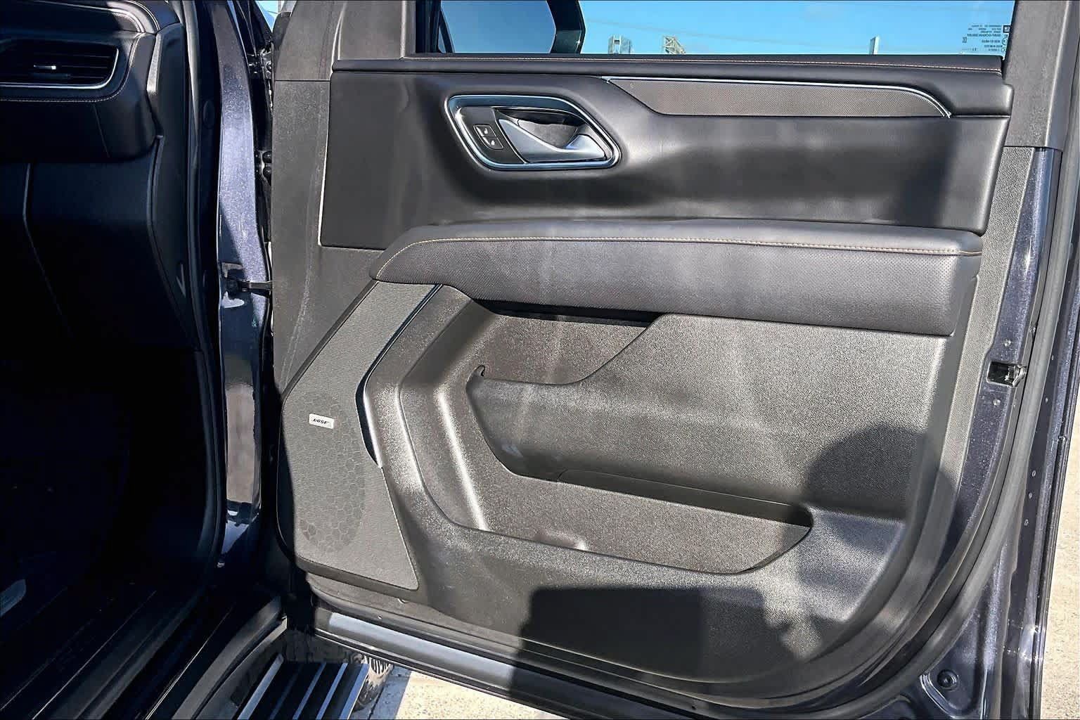 Used 2023 GMC Yukon AT4 w/ AT4 Premium Plus Package AWD/4WD image 22