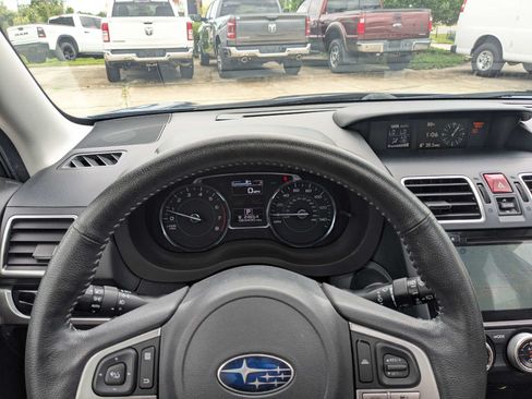 Used 2018 Subaru Forester 2.5i Touring w/ Popular Package #2 AWD/4WD image 31