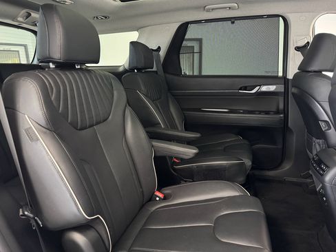 Used 2024 Hyundai Palisade Limited AWD/4WD image 34
