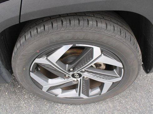 Used 2024 Hyundai Tucson Limited image 7