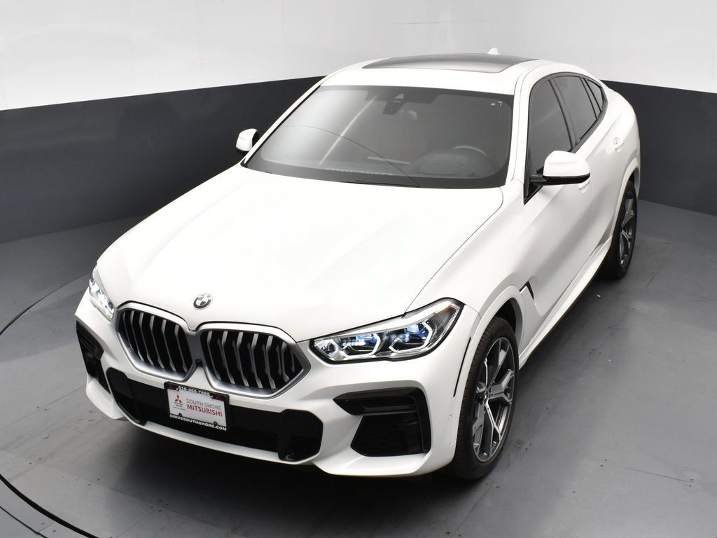 Used 2022 BMW X6 xDrive40i w/ Executive Package AWD/4WD image 18