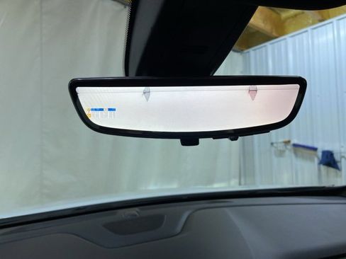 Used 2023 Chevrolet Traverse RS image 45