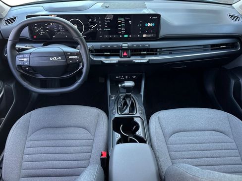 Used 2025 Kia K4 EX FWD image 12