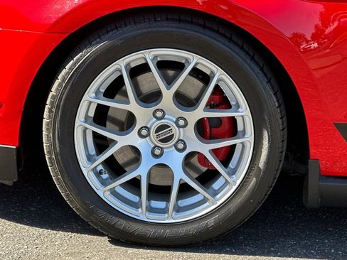 Used 2012 Ford Mustang GT RWD image 23