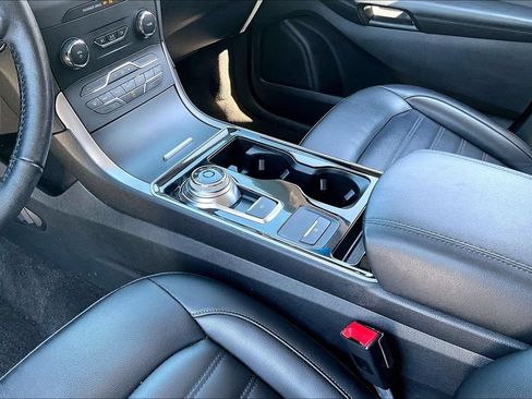 Used 2020 Ford Edge SEL w/ Convenience Package AWD/4WD image 18