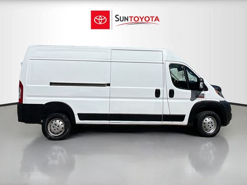 Used 2022 RAM ProMaster 2500 image 2