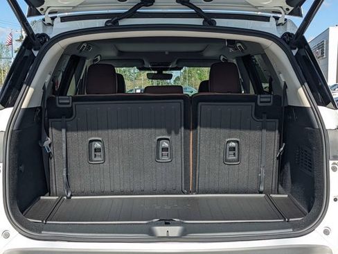 Certified 2024 Nissan Pathfinder Platinum w/ Cargo Package image 13