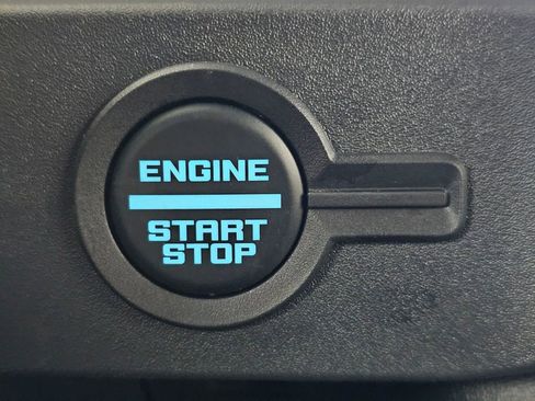 New 2025 Ford Bronco 2-Door AWD/4WD image 25