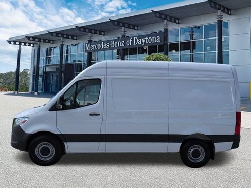 Used 2026 Mercedes-Benz Sprinter 2500 image 7
