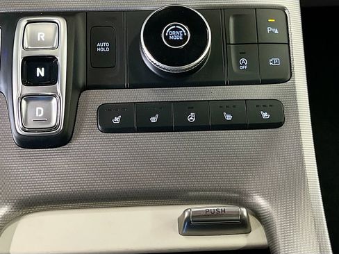 Used 2025 Hyundai Palisade Calligraphy FWD image 21