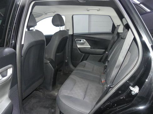 Used 2022 Kia Niro LX image 26