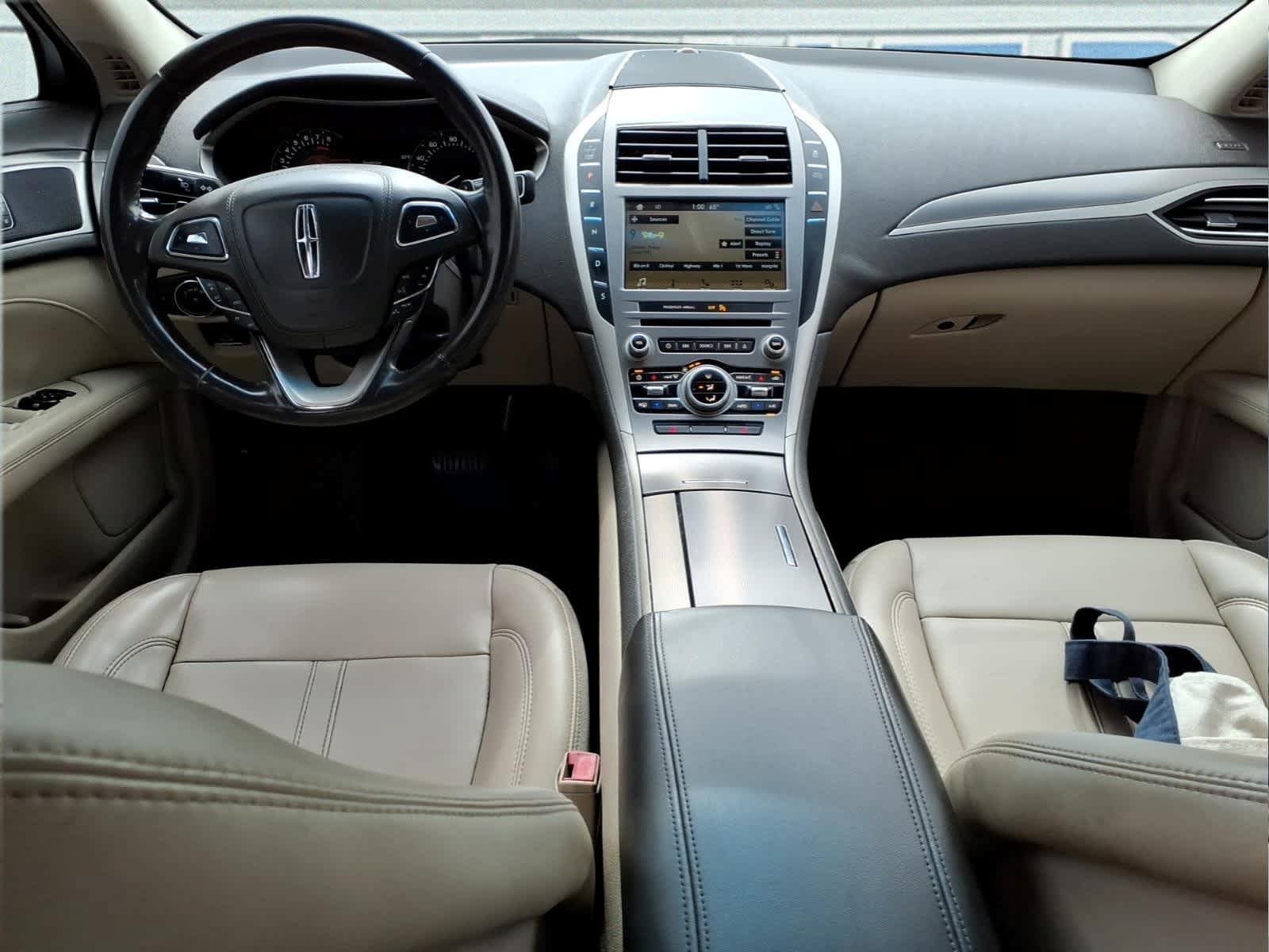 Used 2017 Lincoln MKZ Premiere FWD image 14