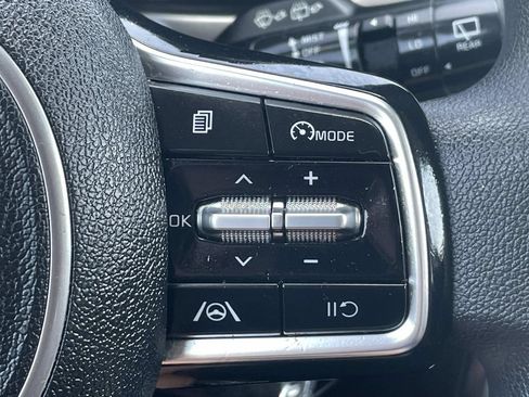 Used 2021 Kia Sorento LX FWD image 27