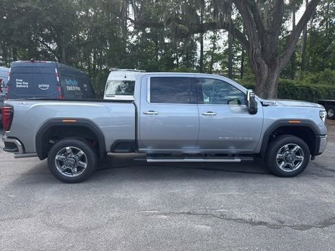Used 2026 GMC Sierra 2500 SLT w/ SLT Premium Package AWD/4WD image 1