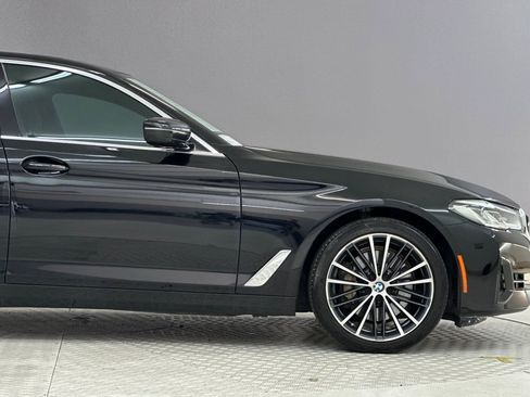 Used 2021 BMW 530e w/ Convenience Package RWD image 34