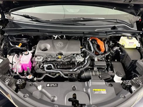 New 2026 Toyota Sienna XLE AWD/4WD image 33