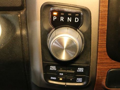 Used 2016 RAM 1500 Laramie image 22