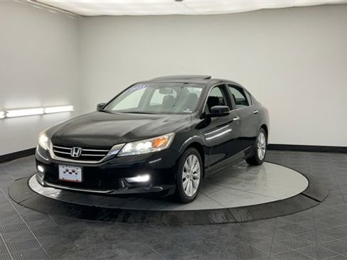 Used 2013 Honda Accord Touring image 7